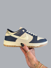 Carregar imagem no visualizador da galeria, Tênis Nike Dunk Low - Branco/Azul