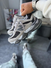 Carregar imagem no visualizador da galeria, New Balance 9060 – Cinza/Preto