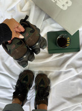 Carregar imagem no visualizador da galeria, New Balance 9060 - Marrom/Verde