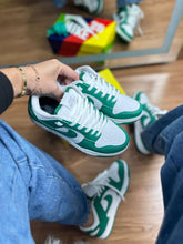 Carregar imagem no visualizador da galeria, Tênis Nike DUNK Low Green