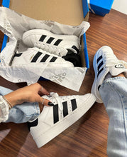 Carregar imagem no visualizador da galeria, Tênis Adidas Campus - Branco