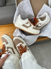 Carregar imagem no visualizador da galeria, Tênis Air Force Branco/Marrom