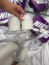 Carregar imagem no visualizador da galeria, Tênis Nike Dunk - Branco - Cadarço Corda
