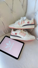 Carregar imagem no visualizador da galeria, Adidas Forum Low – Branco & Rosa