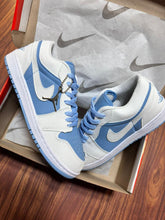 Carregar imagem no visualizador da galeria, Tênis Nike jordan 1 low - Sky