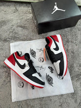 Carregar imagem no visualizador da galeria, Tênis Nike Jordan 1 Low - Tricolor