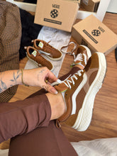 Carregar imagem no visualizador da galeria, Tênis Vans Ultrarange Neo – Caramelo