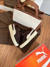 Carregar imagem no visualizador da galeria, Puma Suede Plataforma – Marrom Escuro