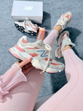 Carregar imagem no visualizador da galeria, New Balance 9060 – Areia & Salmão