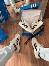 Carregar imagem no visualizador da galeria, Tênis Adidas Samba XLG