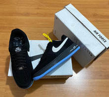 Carregar imagem no visualizador da galeria, Tênis Nike Air Force 1 - Universe