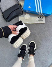 Carregar imagem no visualizador da galeria, Adidas Space – Preto