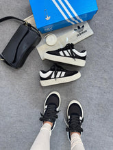Carregar imagem no visualizador da galeria, Adidas Space – Preto