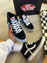 Carregar imagem no visualizador da galeria, Tênis Vans Bota- Preto/Branco