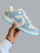 Carregar imagem no visualizador da galeria, Tênis Nike DUNK Low
