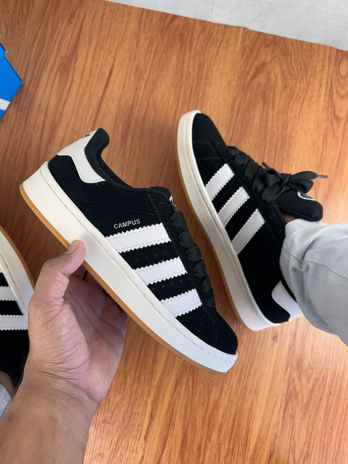 Tênis Adidas Campus - Preto/Branco