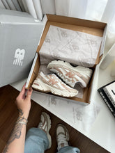 Carregar imagem no visualizador da galeria, New Balance 740 – Rose
