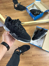 Carregar imagem no visualizador da galeria, Adidas ADI2000 - Preto
