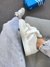 Carregar imagem no visualizador da galeria, Adidas Campus - Cromio
