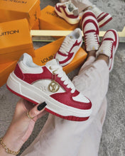 Carregar imagem no visualizador da galeria, Tênis Louis Vuitton - Red
