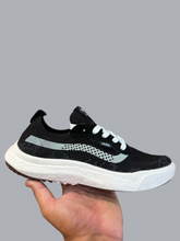 Carregar imagem no visualizador da galeria, Tênis Ultrarange - VR3 Preto
