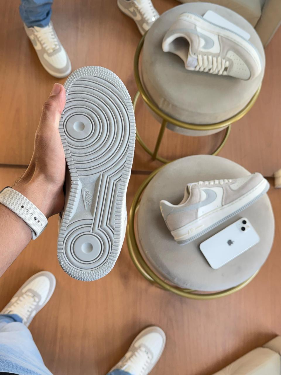 Nike Air Force 1 - Gelo/Cinza