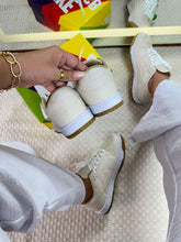 Carregar imagem no visualizador da galeria, Tênis Nike Dunk Low - Bege
