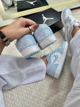 Carregar imagem no visualizador da galeria, Tênis Nike JORDAN Low 1 Aqua
