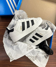 Carregar imagem no visualizador da galeria, Tênis Adidas Campus - Branco
