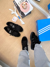 Carregar imagem no visualizador da galeria, Tênis Adidas Campus – All Black
