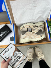 Carregar imagem no visualizador da galeria, Tênis Asics Gel 1130 - Bege

