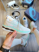 Carregar imagem no visualizador da galeria, Asics Gel Tiranno – Branco &amp; Vrde Água
