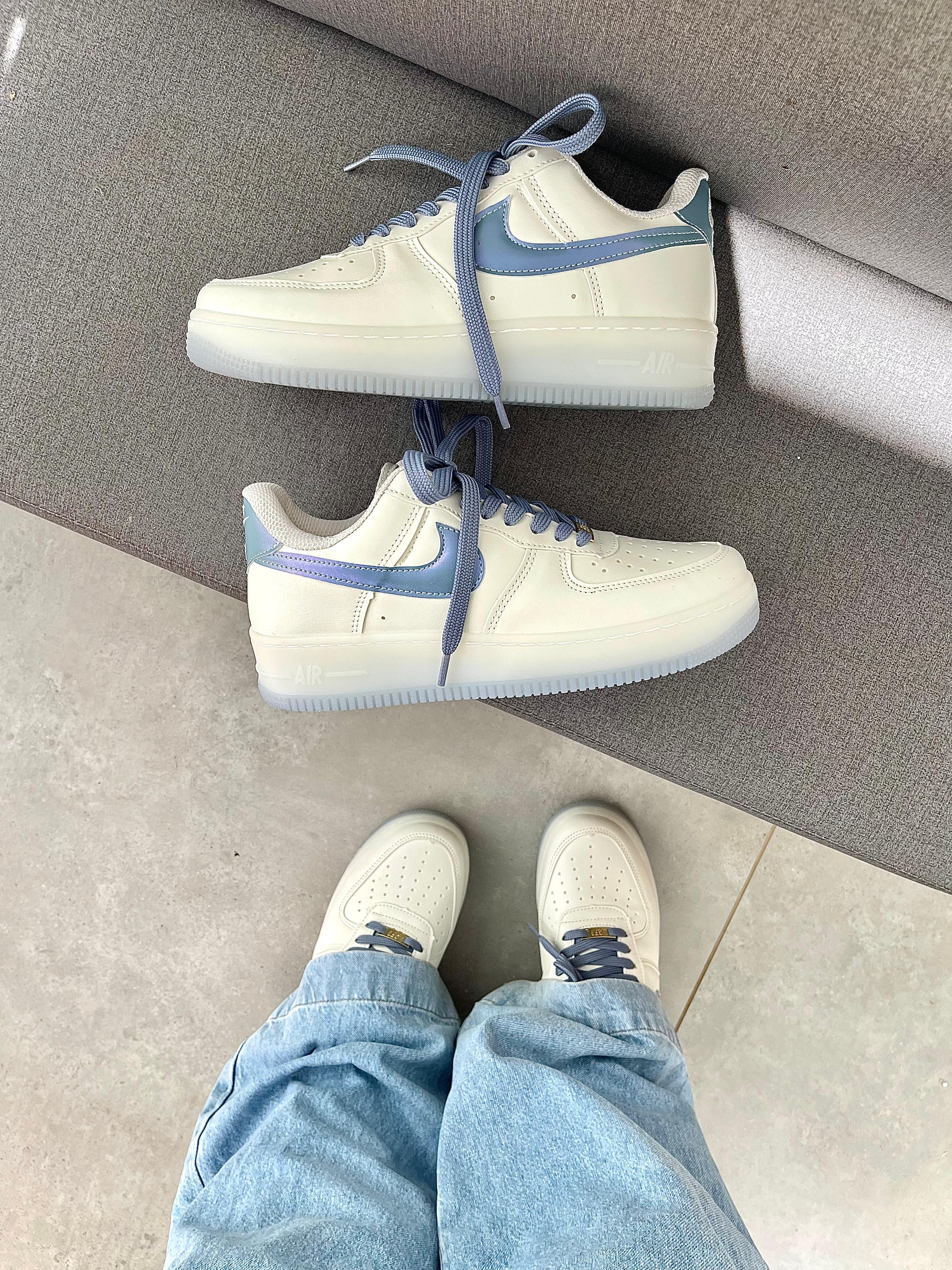 Nike Air Force 1 “Azul Metálico”