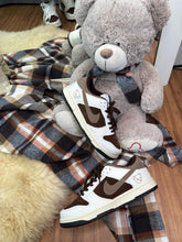 Carregar imagem no visualizador da galeria, Tênis Nike Dunk Low - Teddy Bear🐻
