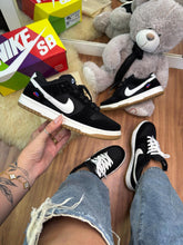 Carregar imagem no visualizador da galeria, Tênis Dunk Low Teddy Bear – Preto
