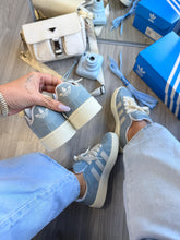 Carregar imagem no visualizador da galeria, Tênis Adidas Campus – Azul Bebê
