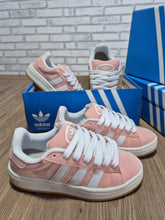 Carregar imagem no visualizador da galeria, Adidas Campus – Rosa
