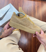 Carregar imagem no visualizador da galeria, Tênis Nike Air Force 1 - Caramelo/Camurça
