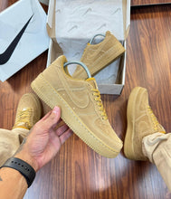 Carregar imagem no visualizador da galeria, Tênis Nike Air Force 1 - Caramelo/Camurça
