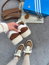 Carregar imagem no visualizador da galeria, Adidas Space Casual – Marrom &amp; Bege
