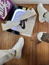 Carregar imagem no visualizador da galeria, Tênis Dunk Low - Branco
