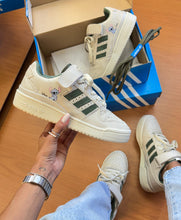 Carregar imagem no visualizador da galeria, Adidas Forum Low - Disney Stitch
