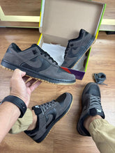 Carregar imagem no visualizador da galeria, Tênis Nike Dunk Low - Preto/Cinza
