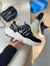 Carregar imagem no visualizador da galeria, Adidas Dymond – Preto
