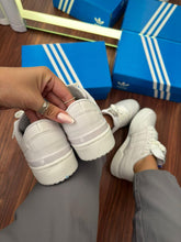 Carregar imagem no visualizador da galeria, Tênis Adidas Forum Low  - Branco
