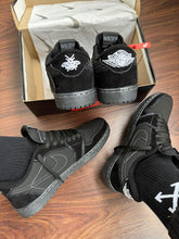 Carregar imagem no visualizador da galeria, Tênis Nike Jordan x Travis - Preto/Camurça
