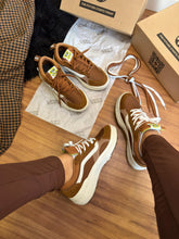 Carregar imagem no visualizador da galeria, Tênis Vans Ultrarange Neo – Caramelo
