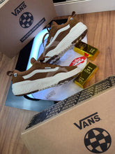 Carregar imagem no visualizador da galeria, Tênis Vans Ultrarange Neo – Caramelo
