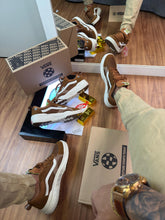 Carregar imagem no visualizador da galeria, Tênis Vans Ultrarange Neo – Caramelo
