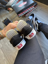 Carregar imagem no visualizador da galeria, Tênis Vans Old Skool - Tradicional
